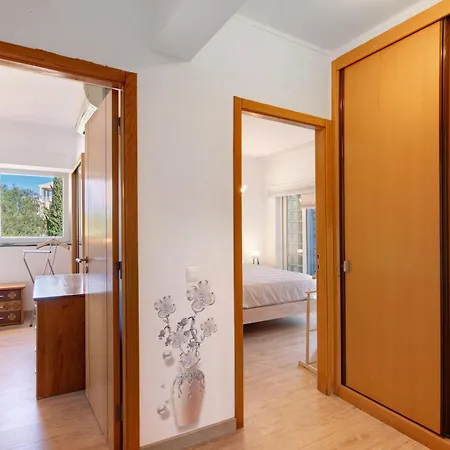 Happyandroses, 2-room Apt, Pool Apartment *