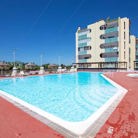 Apartment Happyandroses, 2-room Apt, Pool *