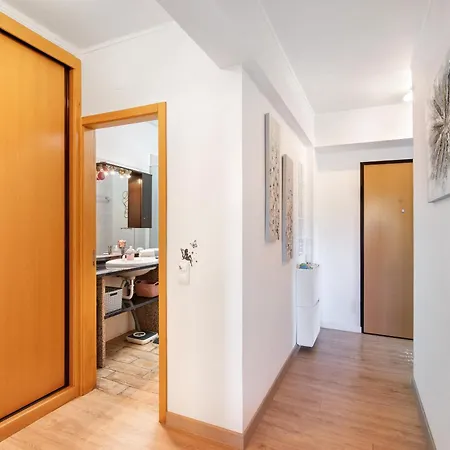 Happyandroses, 2-room Apt, Pool Apartamento Quarteira