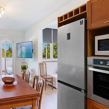 Happyandroses, 2-room Apt, Pool *